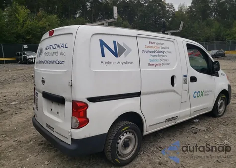 2018 Nissan Nv200 2.5S z USA, uszkodzony, nr VIN 3N6CM0KN0JK690608